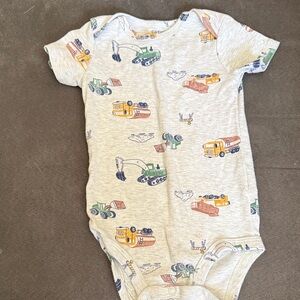 Carter's Gray Construction Print Bodysuit